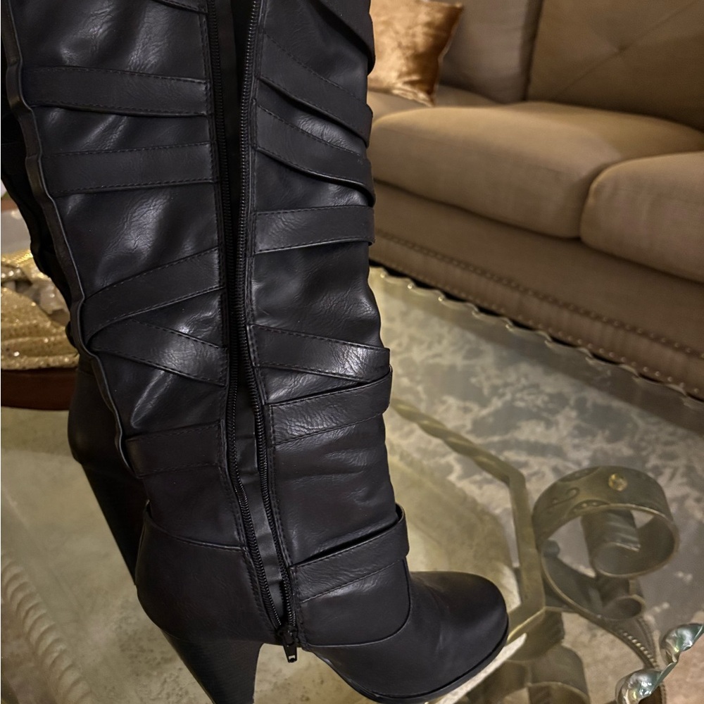 Black Knee Boots